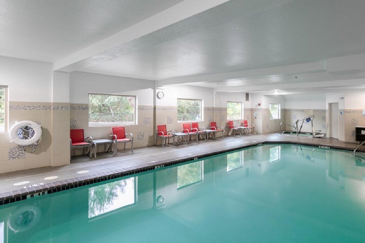 Holiday Inn Express & Suites Hood River By Ihg Εξωτερικό φωτογραφία